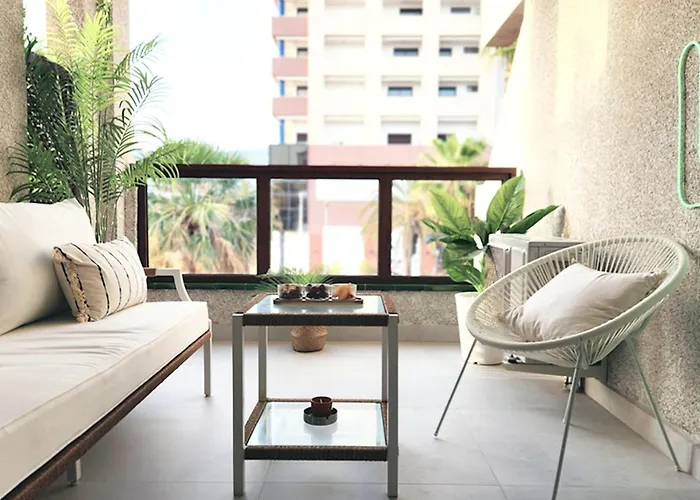 Tms Andorra Luxury Aparthotel, Americas, Pool&beach Apart-hotel Playa de las Americas (Tenerife)